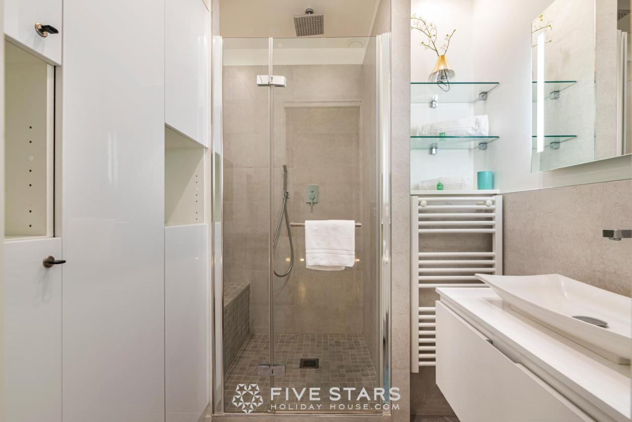 Suite Versailles Five Stars Holiday House Ница Екстериор снимка