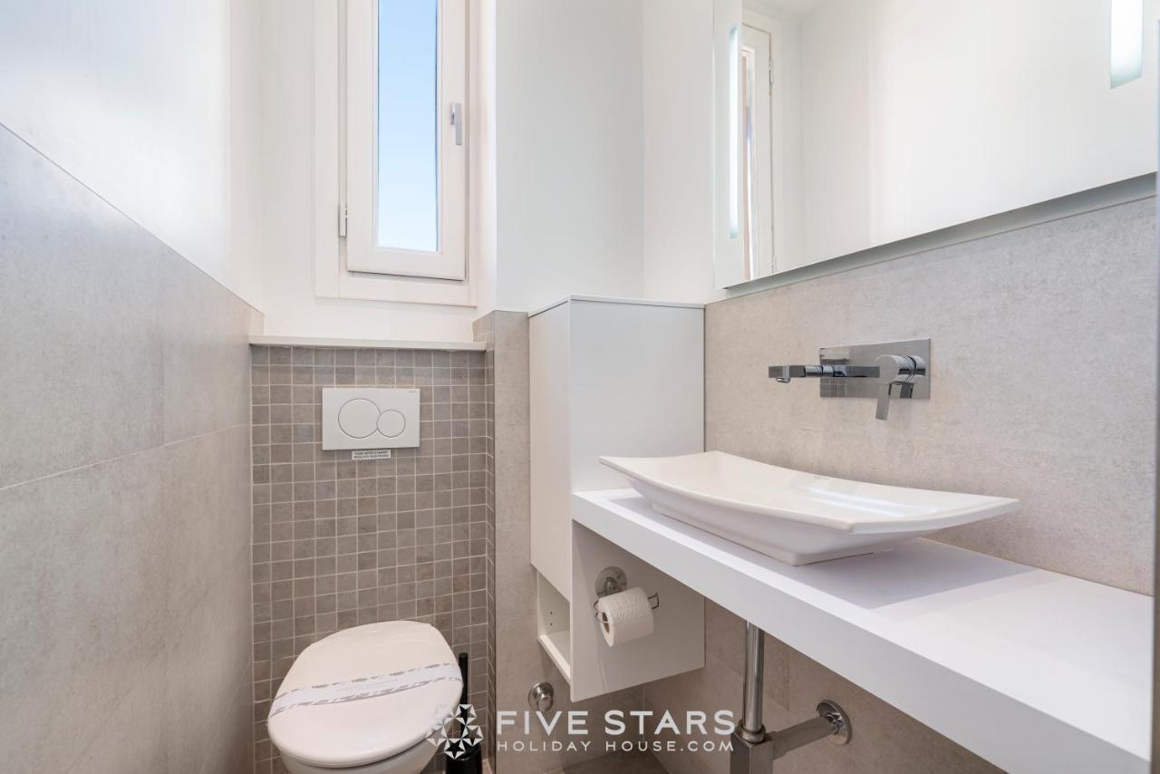 Suite Versailles Five Stars Holiday House Ница Екстериор снимка